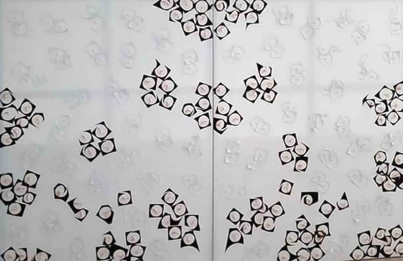 Scattered geometric clusters